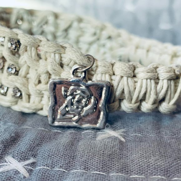 Rose Gonzalez ✨ Macramé Bracelet with Rhinestones - Picture 6 of 7